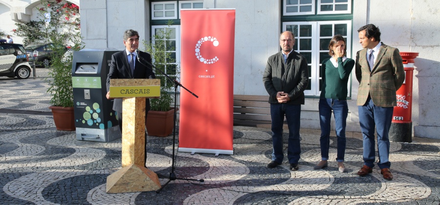 Cascais Ambiente tem as primeiras papeleiras inteligentes do país