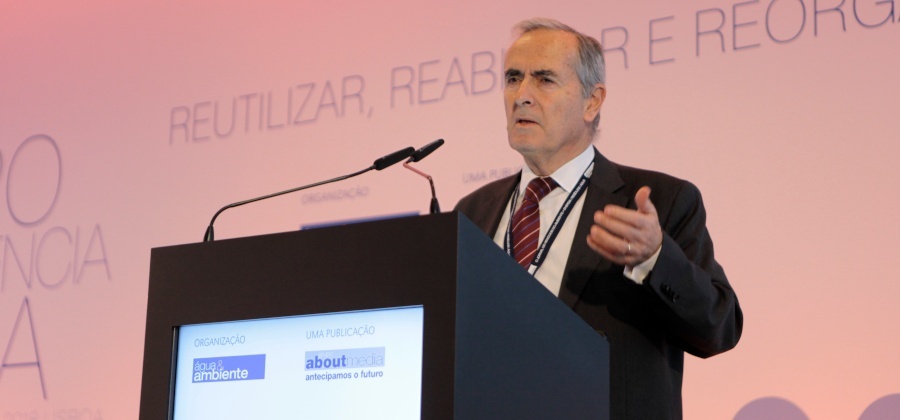 Resposta à falta de água devia ser dada pelos municípios, defende Pedro Serra