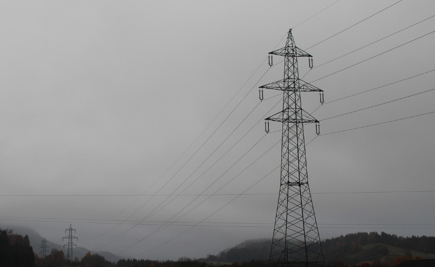 Red Eléctrica acusa produtoras de energia pelo apagão, empresas negam incumprimento