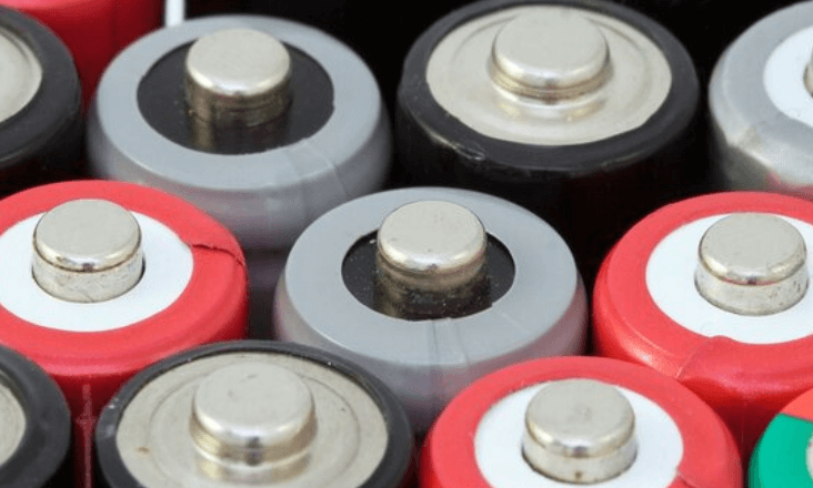 Recolha e reciclagem de pilhas e baterias pelo Electrão aumenta 103% em 2021