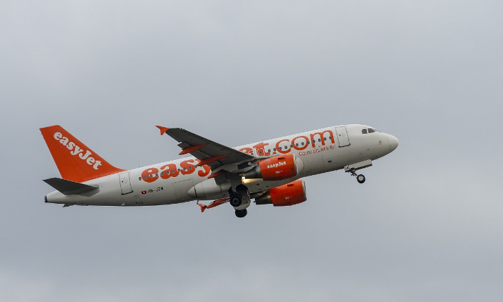 Acordo internacional quer acelerar uso de combustível sustentável na aviação