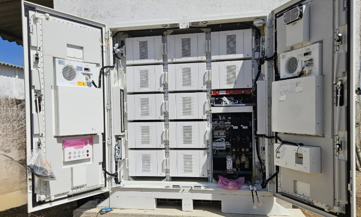 Portugal instala a primeira bateria de armazenamento de energia para autoconsumo 