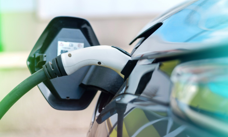 ERSE aprova projeto-piloto para carregamento de veículos elétricos em condomínios 