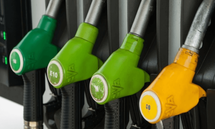 Governo mantém apoios aos combustíveis e prossegue descongelamento da taxa carbono