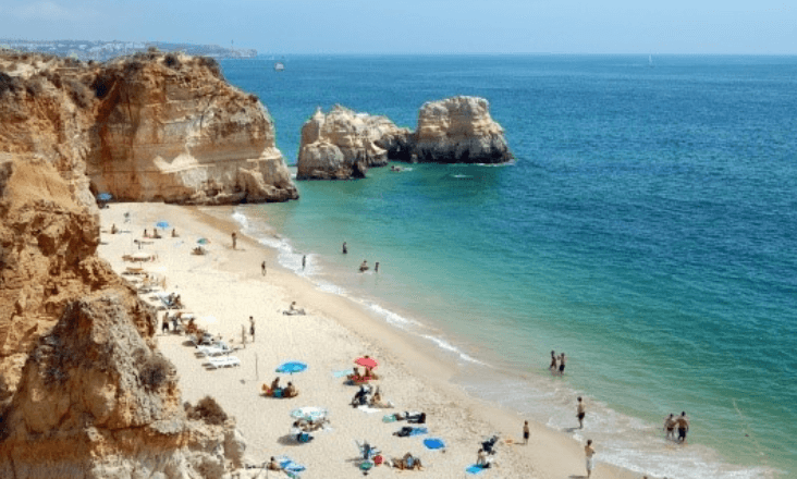 Portugal tem 393 praias com Bandeira Azul, 52 na área da Águas do Tejo Atlântico 