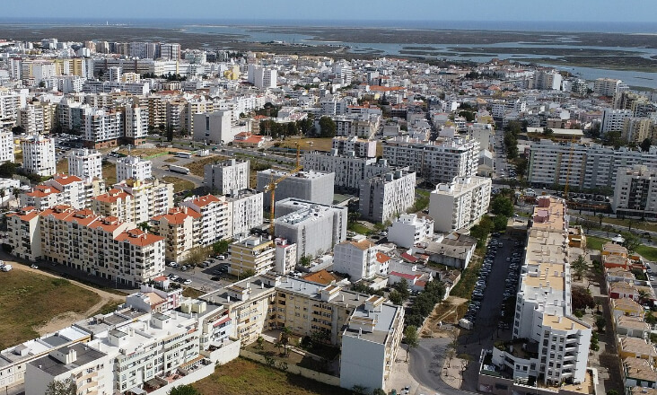 Faro é a terceira cidade europeia com melhor qualidade do ar
