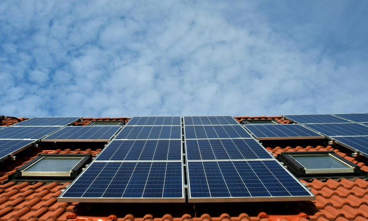 Comissão Europeia alerta para aumento dos fluxos de resíduos que resultam da transição energética
