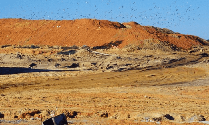 Aterro do Zambujal tem milhares de toneladas de resíduos perigosos, diz estudo
