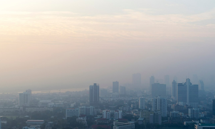 População europeia continua exposta a níveis de poluição atmosférica perigosos, diz AEA