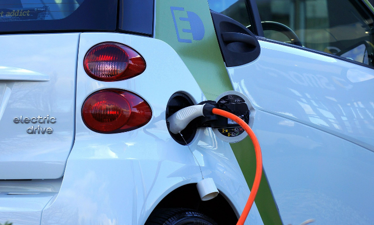 Projeto ‘Ruas Elétricas’ entra na fase de instalação de postos em 62 municípios