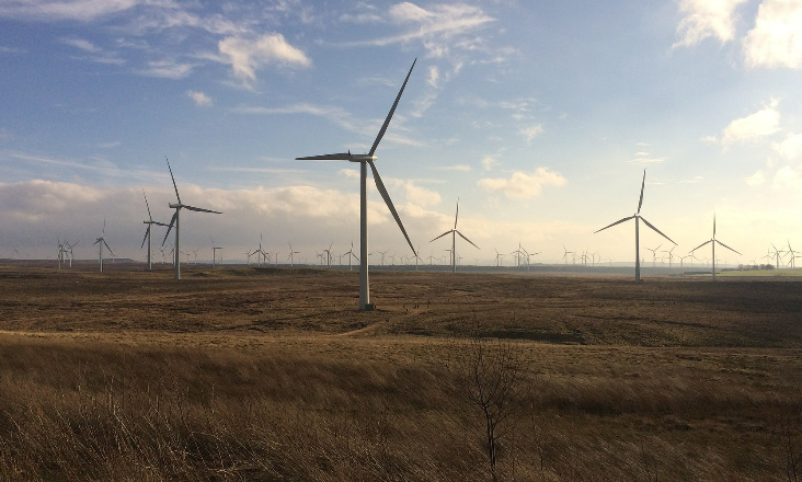 Prorrogadas até 2026 medidas excecionais para simplificar produção de energia renovável 