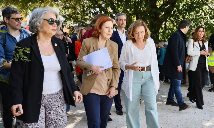 Ministra do Ambiente apela aos portugueses para produzirem menos lixo e reciclarem mais